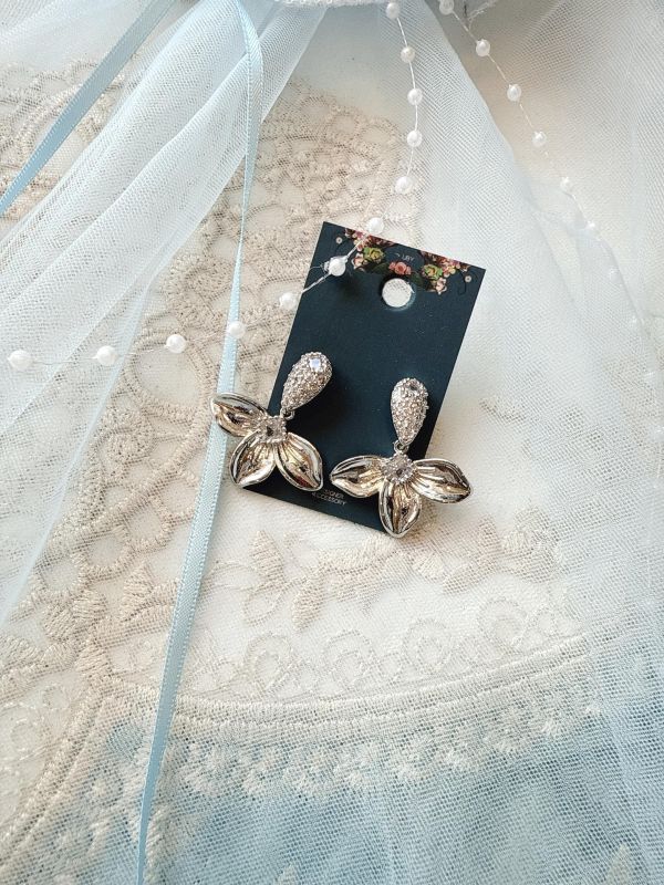 冷金屬鋯石鑲鑽個性耳環 