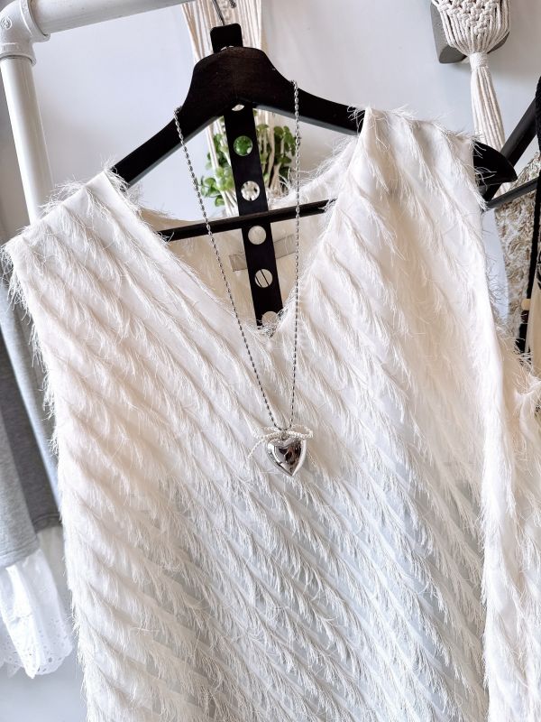 銀色金屬感胖嘟嘟愛心蝴蝶結項鍊 