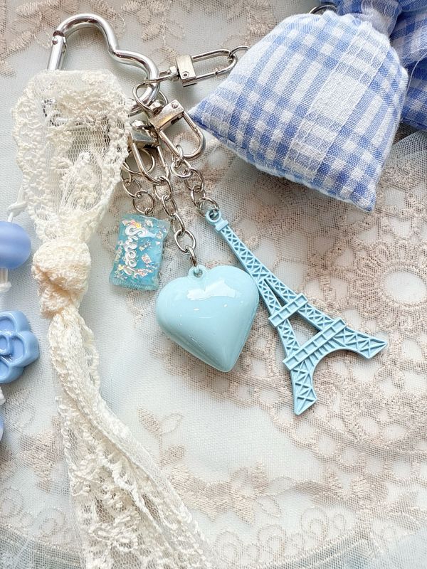 胖嘟嘟水藍鄰家感蝴蝶結日系吊飾/手機墜飾 