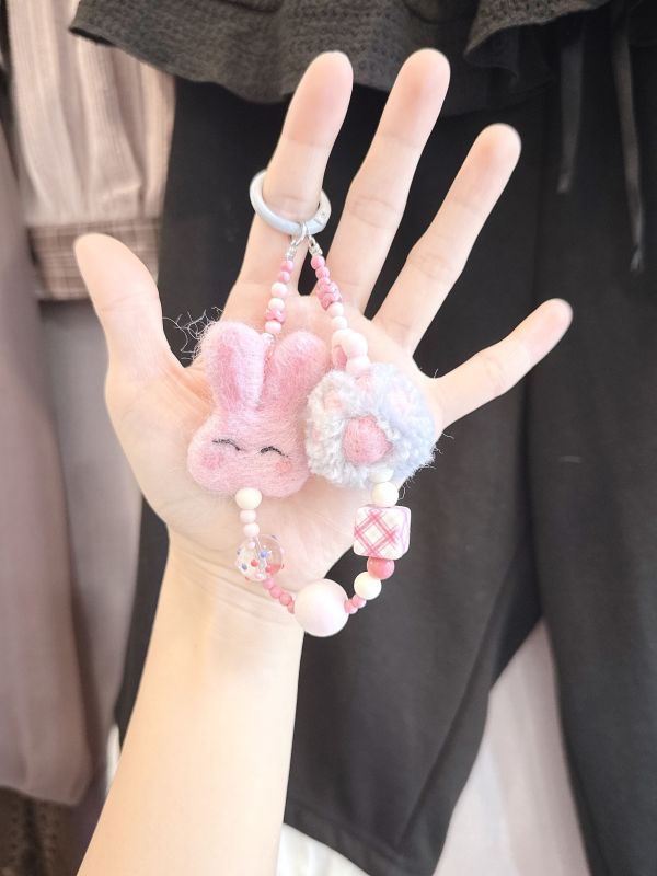 韓國手工羊毛氈/娃娃串出吊墜 