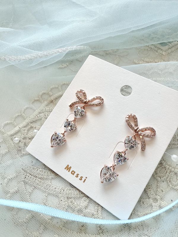 蝴蝶結鋯石愛心垂墜耳環 