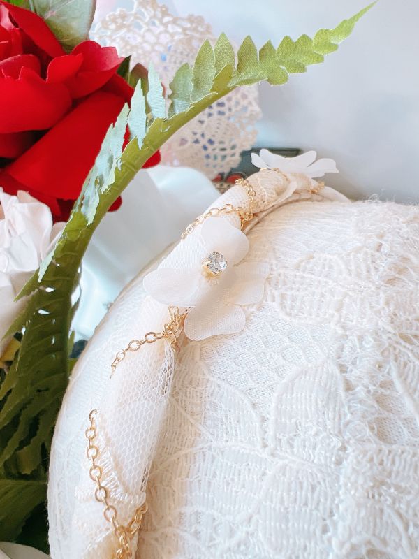 細版刺繡雪紡立體小花金屬鏈點綴髮圈 