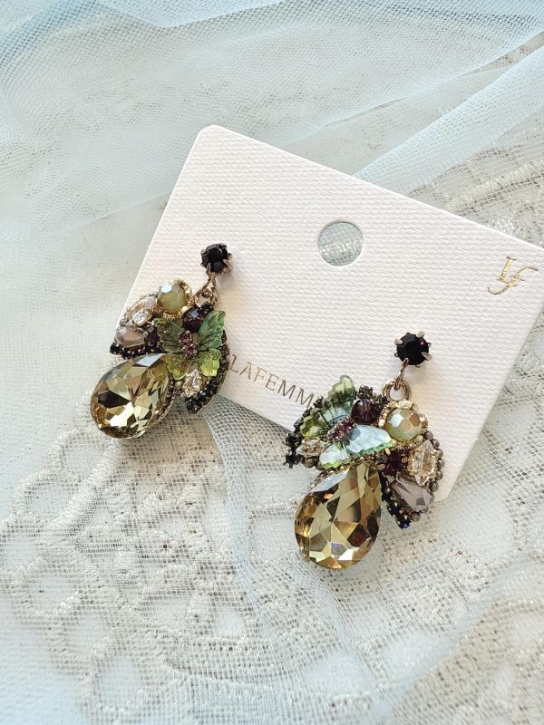 韓國手工森林系蝴蝶紛飛垂墜耳環 