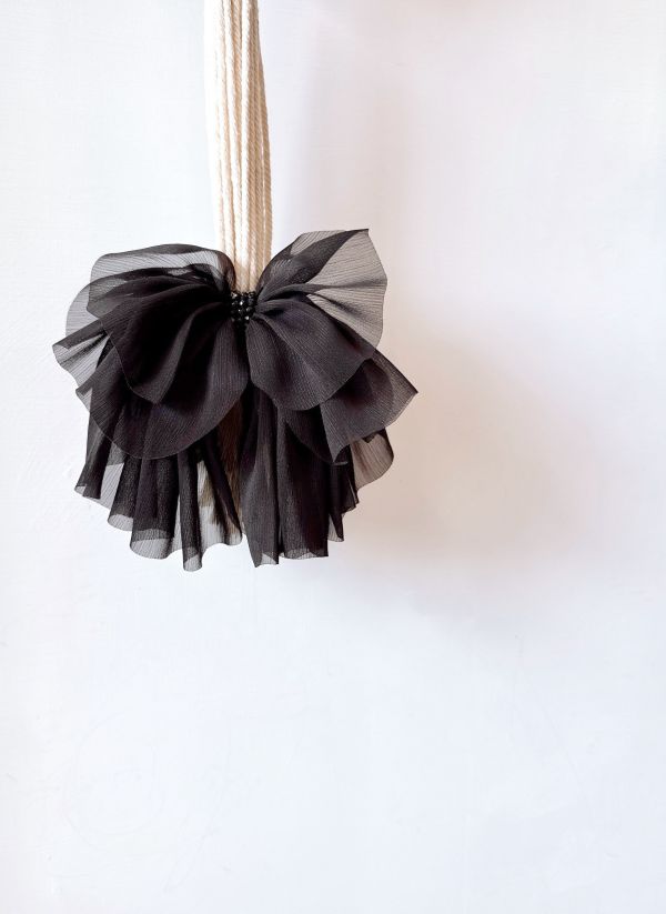 水晶串珠俏麗感雪紡公主鯊魚夾 