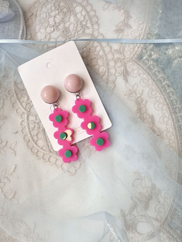 花朵壓克力休閒耳環 