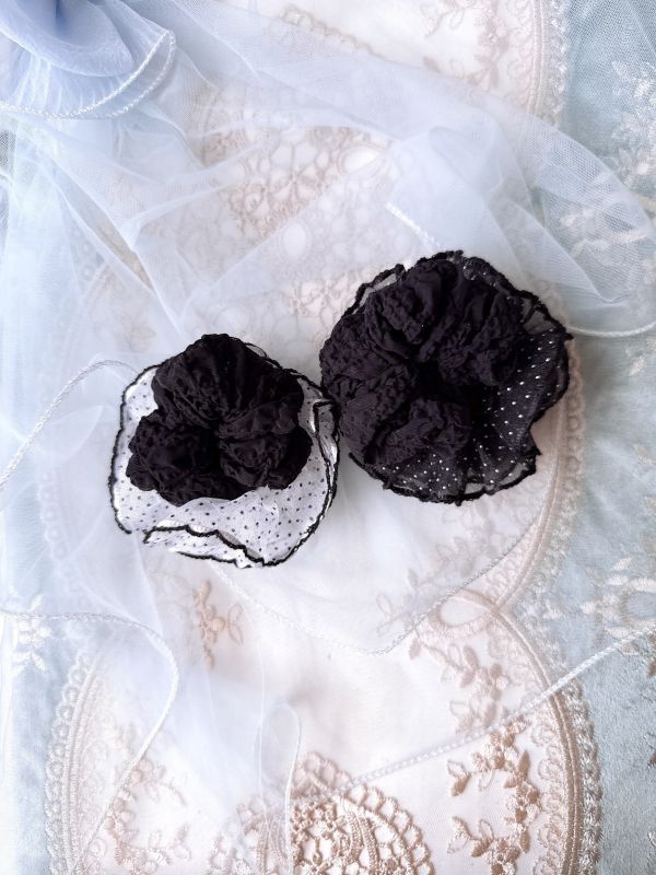 黑白點點蓬蓬花朵髮束 