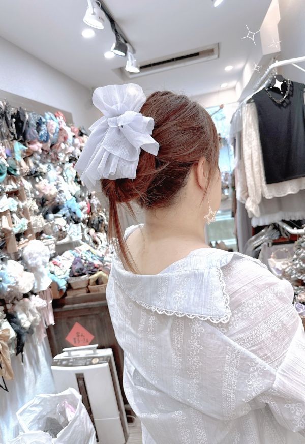 水晶串珠俏麗感雪紡公主鯊魚夾 