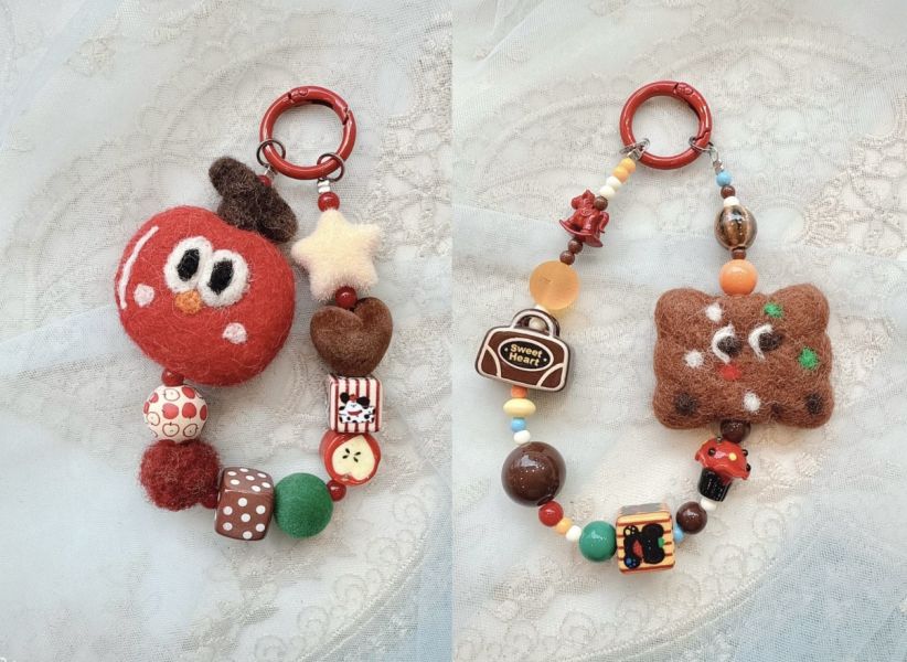 韓國手工羊毛氈/娃娃串出吊墜 