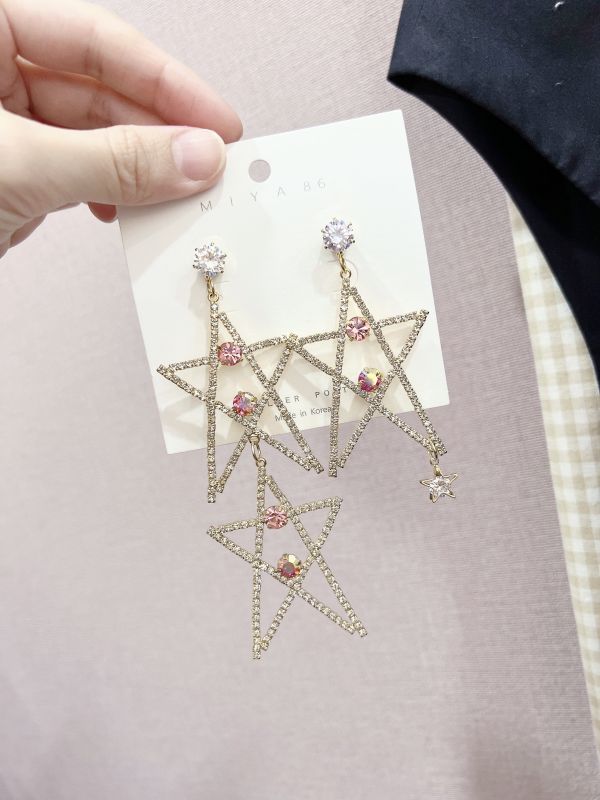 鋯石華麗大星星不對稱鋼針手工設計鋼針大耳環 