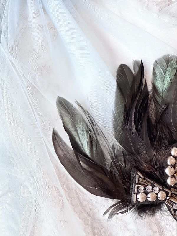 優雅個性羽毛髮夾 