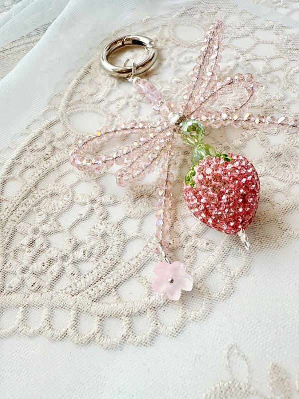 水晶蝴蝶結草莓掛飾/手機吊飾 