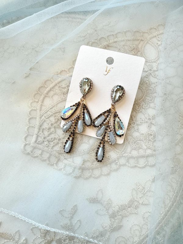 水晶氣質葉子造型垂墜耳環 