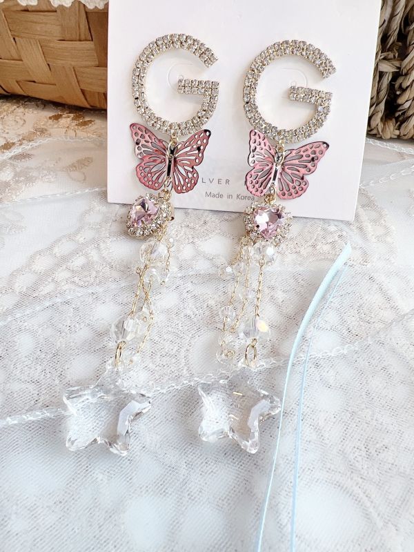 G型字母垂墜不對稱水晶大耳環（蝴蝶款） 