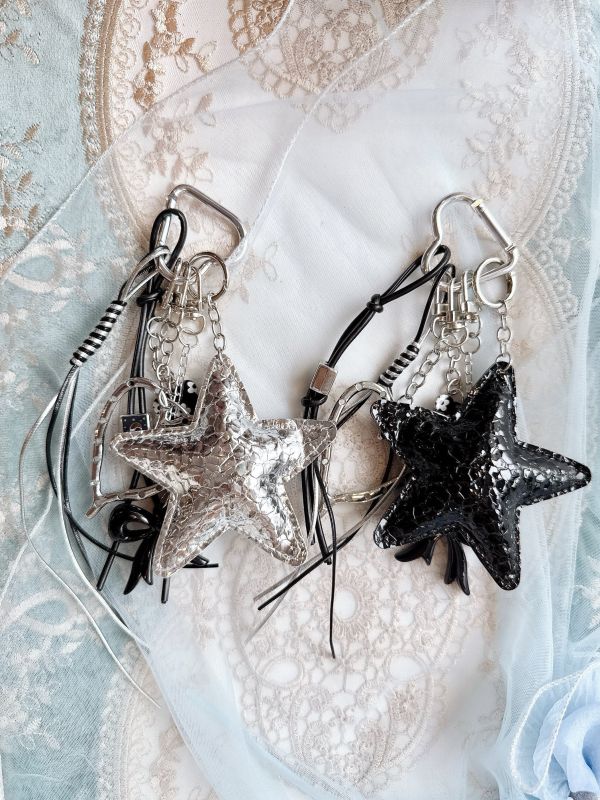 黑色皮革星星個性層次感吊飾/顧墜 