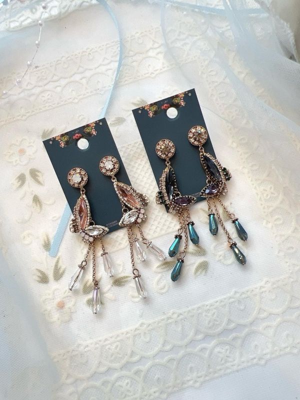 手工設計蝴蝶垂墜水晶氣質耳環 