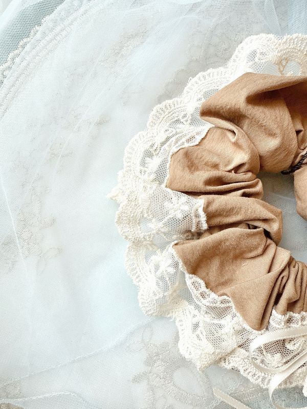 蕾絲花圈蝴蝶結緞帶大腸圈 