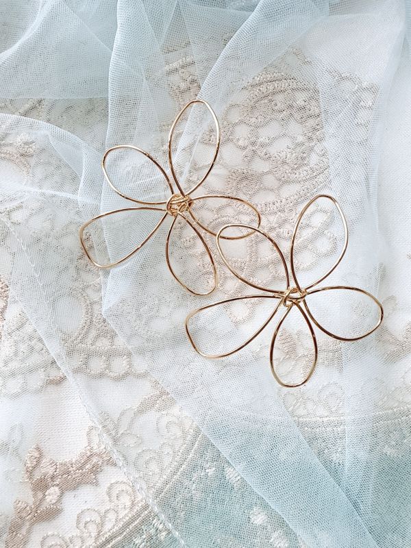 金屬線條簡約大花朵 