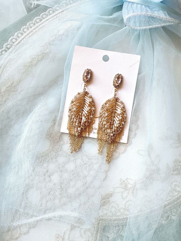 金碧奪目流蘇葉子造型銀針耳環 