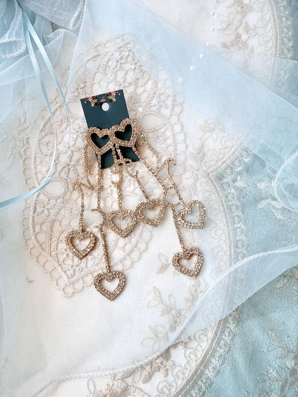 愛心垂墜長版華麗耳環 