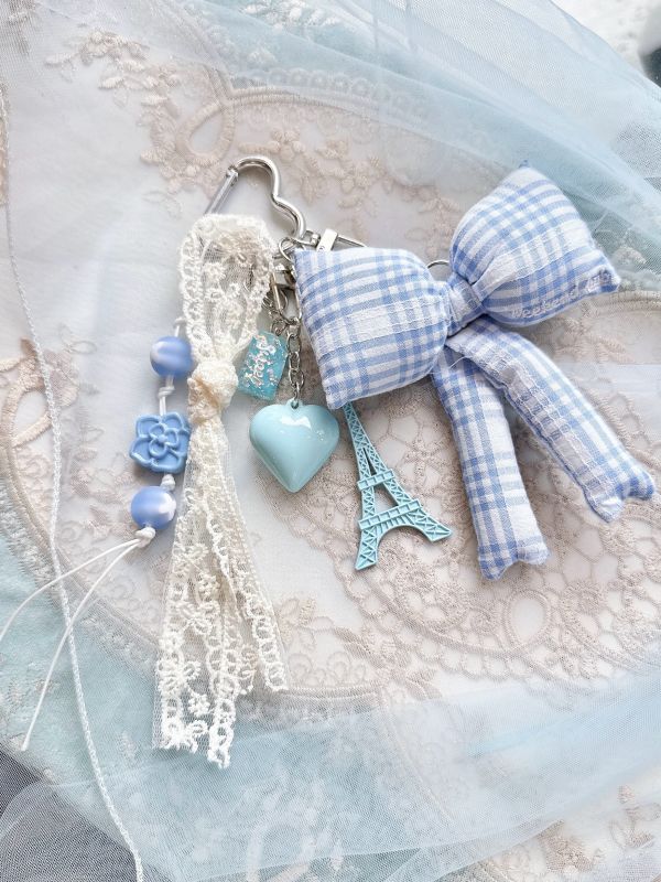 胖嘟嘟水藍鄰家感蝴蝶結日系吊飾/手機墜飾 