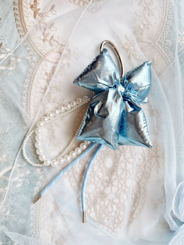 胖嘟嘟蝴蝶結個性金屬系串珠吊墜/手機掛飾 