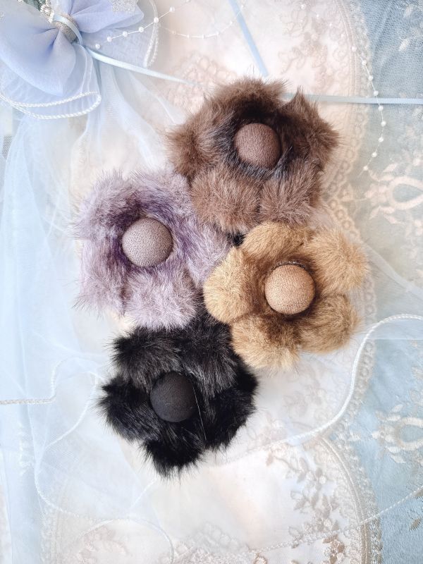 絨毛花型可愛感抓夾 