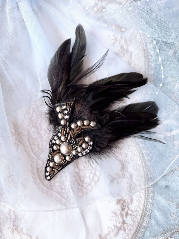 優雅個性羽毛髮夾 