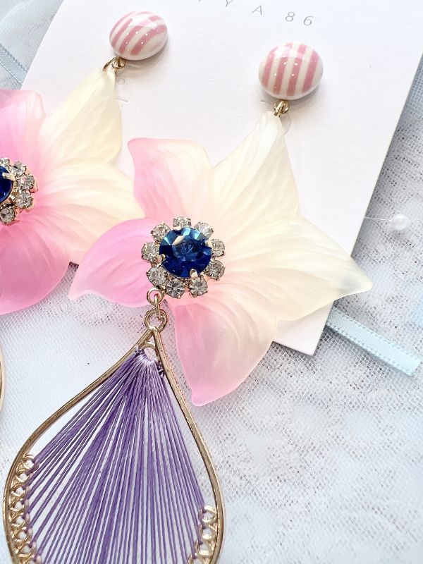 夏日海灘樹酯花造型鋼針大耳環 