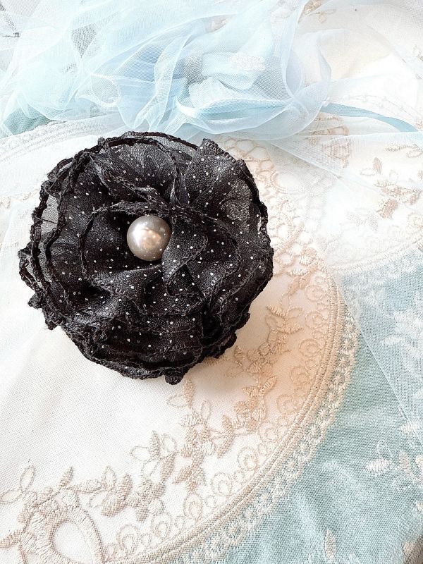 點點雪紡花朵大抓夾 