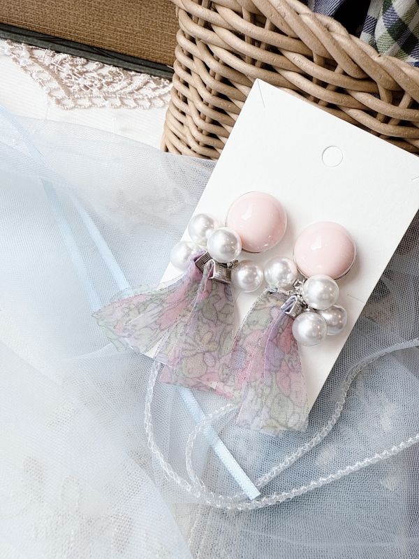 粉紅普普風珍珠碎花耳環 