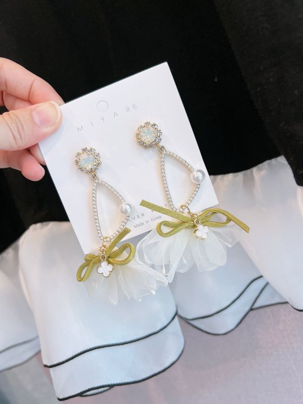 森林系雪紡紗花束幾何珍珠鋼針大耳環 