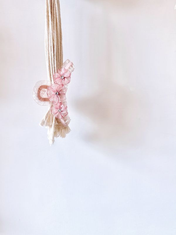 維多莉亞雪紡花朵公主波浪邊抓夾 