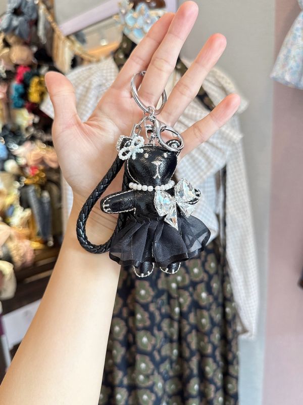 AB彩鑽華麗貴氣蓬蓬裙可愛小熊女孩吊飾掛墜 