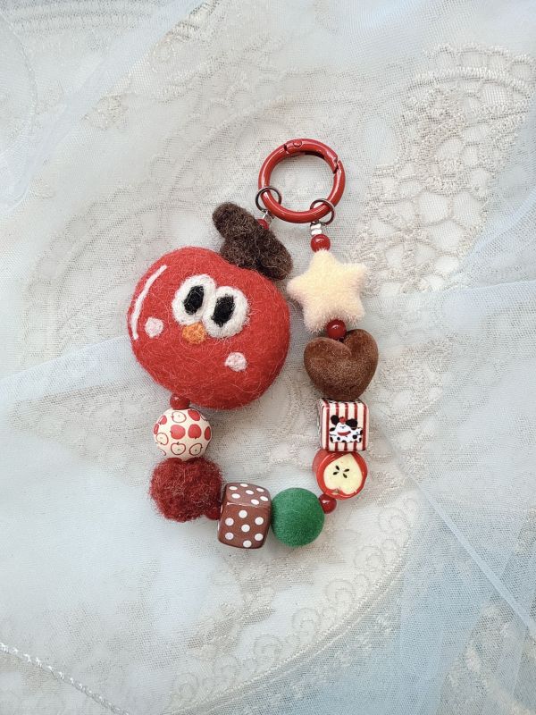 韓國手工羊毛氈/娃娃串出吊墜 