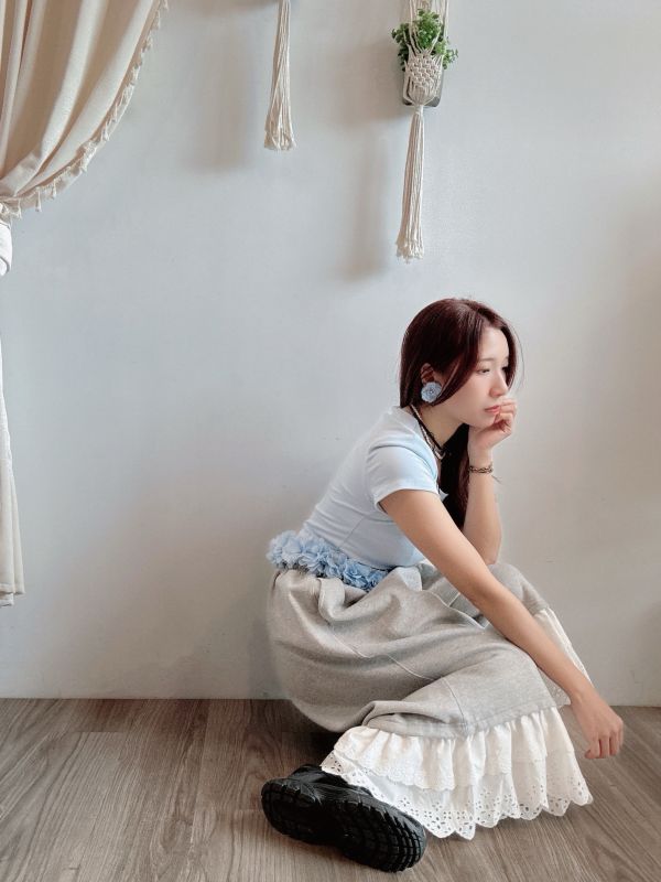 花綻微笑下擺棉質上衣 