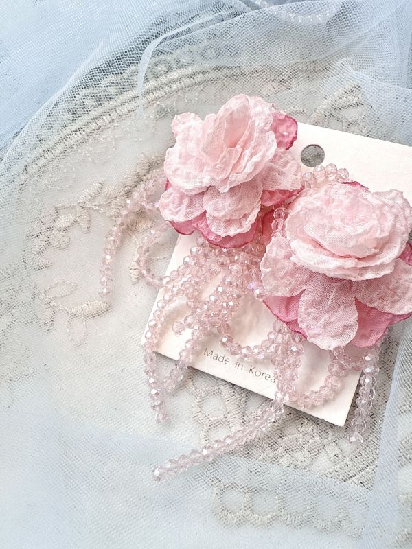 水晶垂墜日系雪紡花樣耳環 