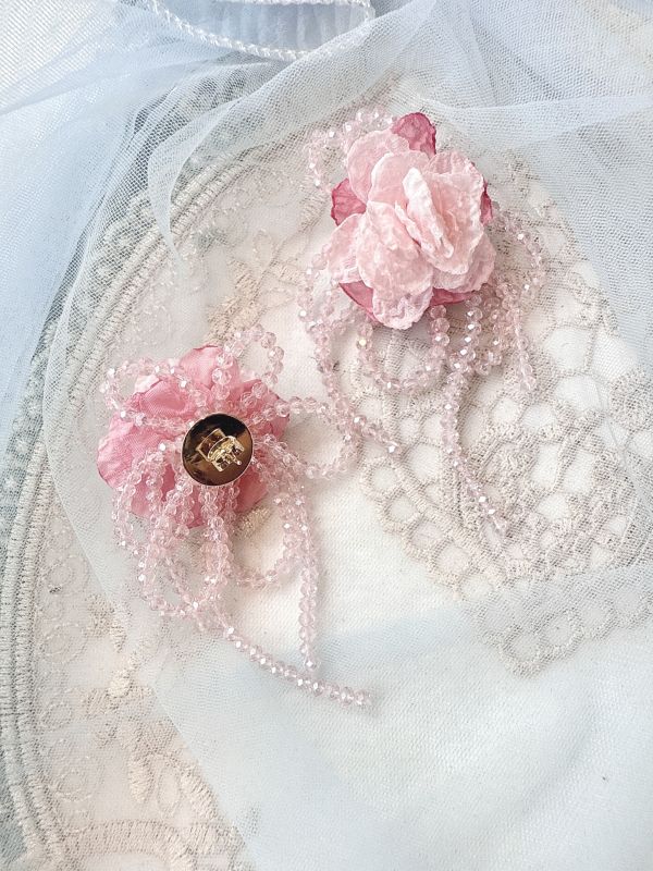 水晶垂墜日系雪紡花樣耳環 