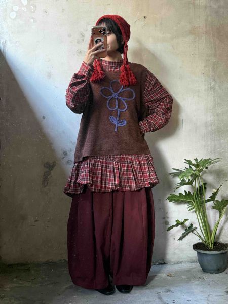 慢步調格紋上衣 