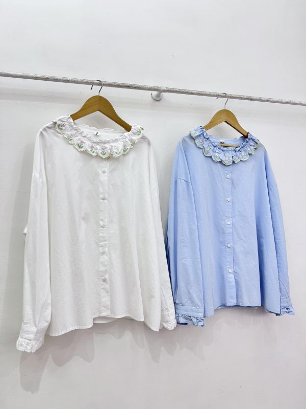 鬱金香滾邊上衣 