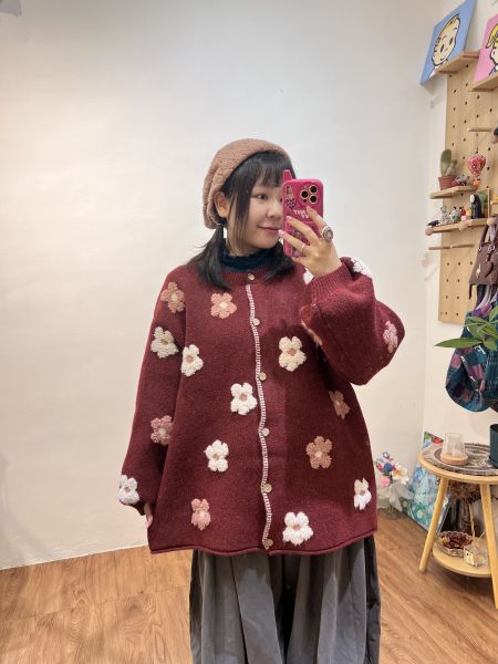 A19好多花花毛衣 