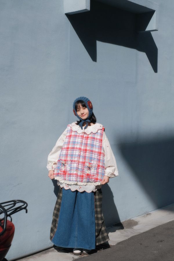 兩色 | 厚棉保暖刺繡背心 