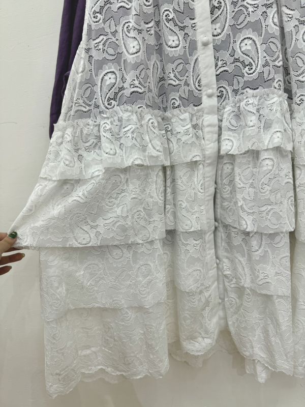 重磅蛋糕刺繡背心 