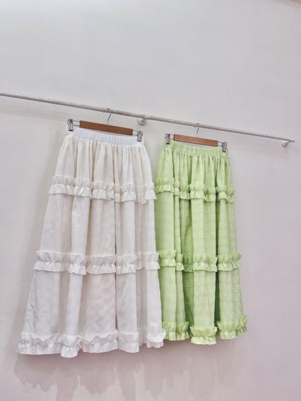 B03壓痕荷葉蛋糕裙 