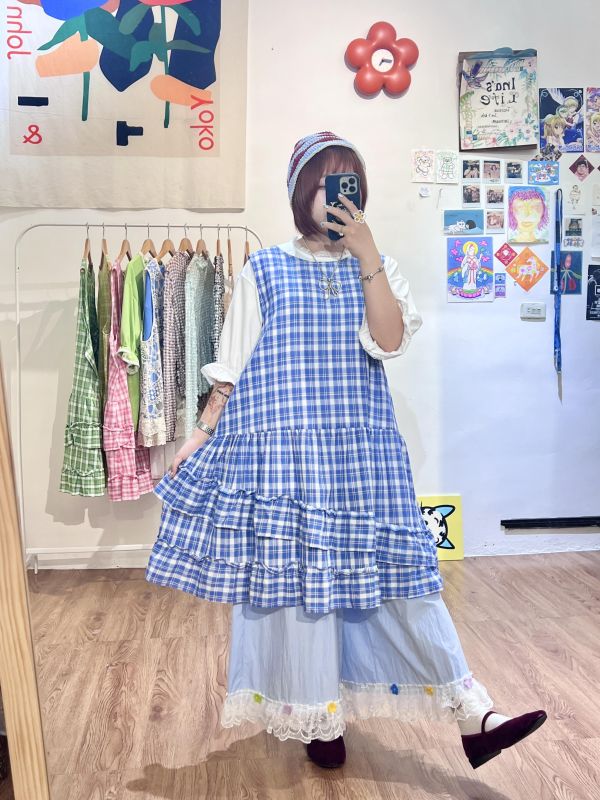 A05 蕾絲花亮亮褲 