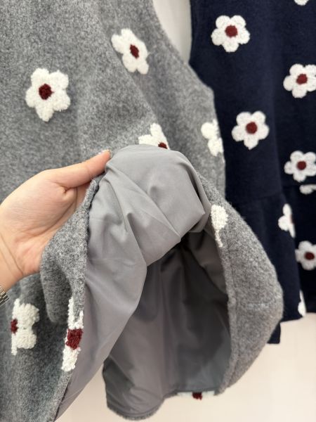 A01遍地開花毛呢背心 