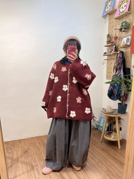 A19好多花花毛衣 