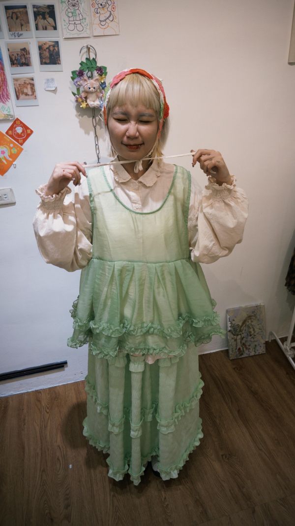 精靈仙子荷葉背心 