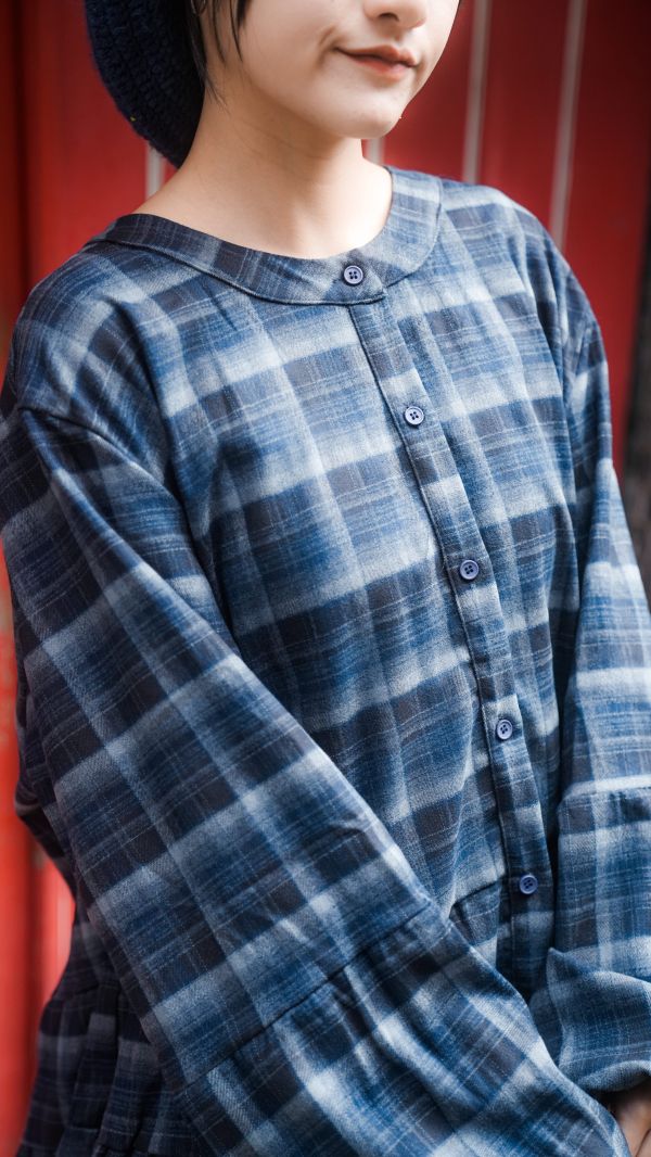 文青格紋五分上衣 