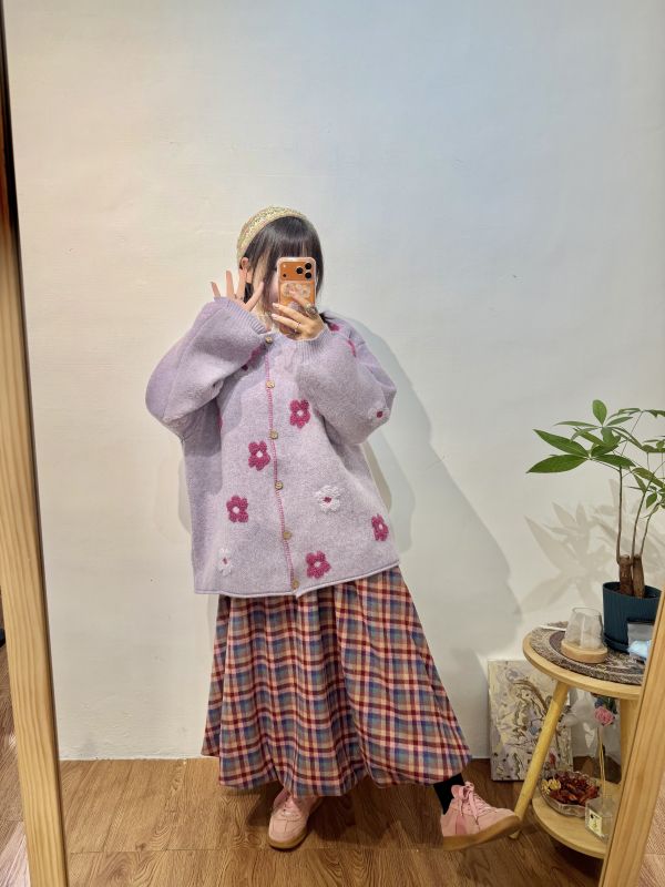 A19好多花花毛衣 