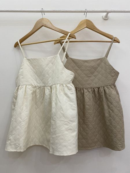 兩色｜ 菱格衍縫小背心 